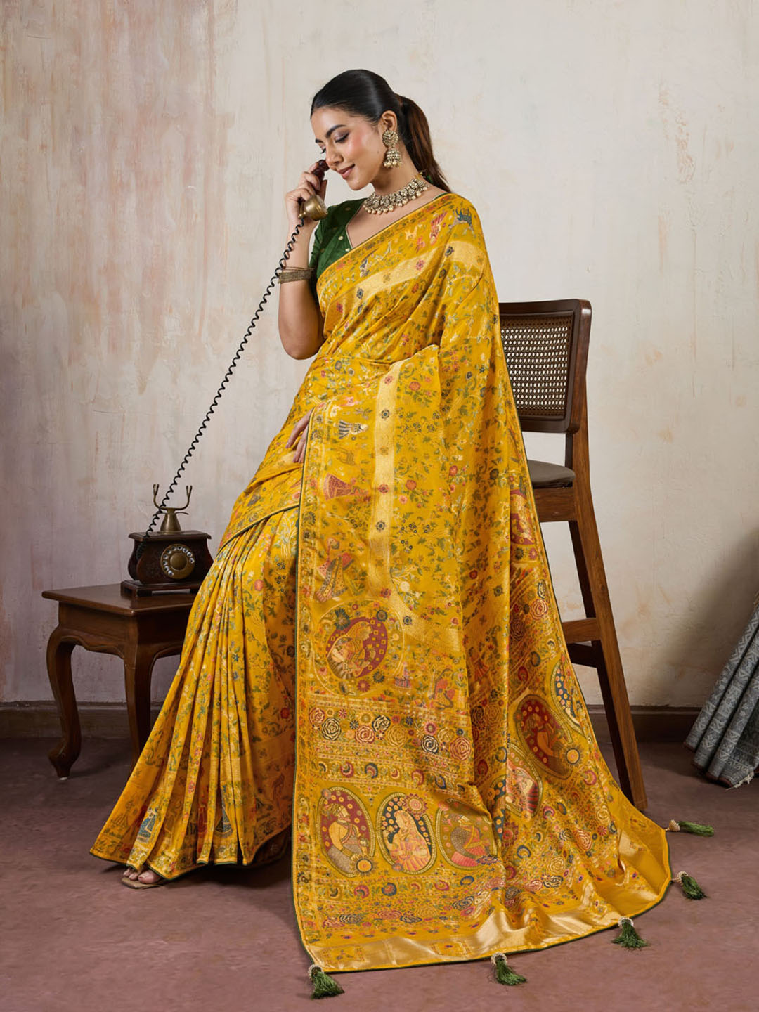 Woven Design Makhmal Silk Saree