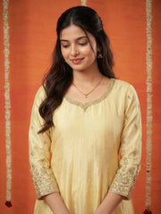 Embroidered Chinon Kurta With Pant & Dupatta