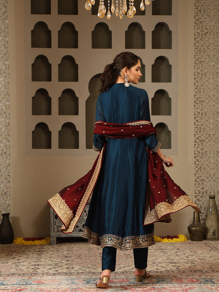 Zari Embroidery Handloom Kurta With Pants &amp; Dupatta