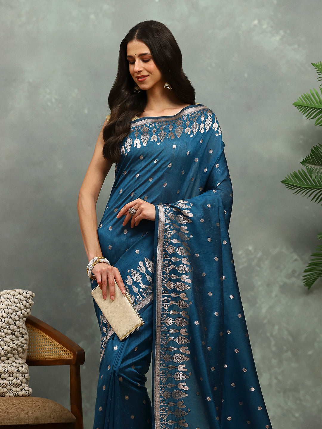 Zari Border Booti Cotton Blend Woven Saree