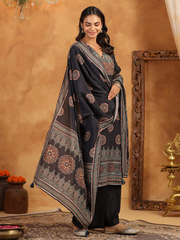 Printed Muslin Kurta With Pants & Dupatta