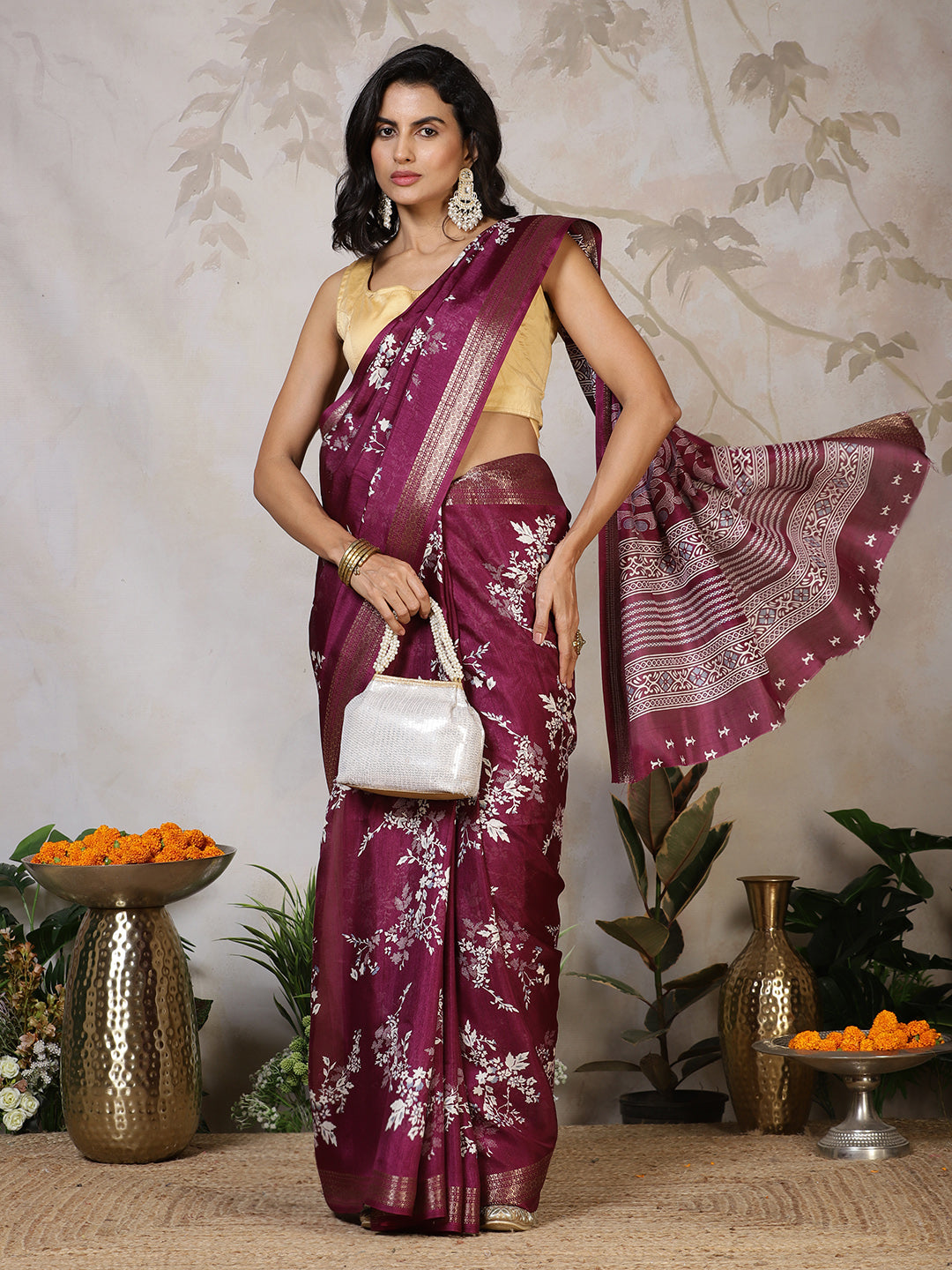 Woven Border Cotton Blend Saree