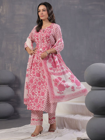 Digital Floral Printed Cotton Blend Kurta With Pants & Dupatta