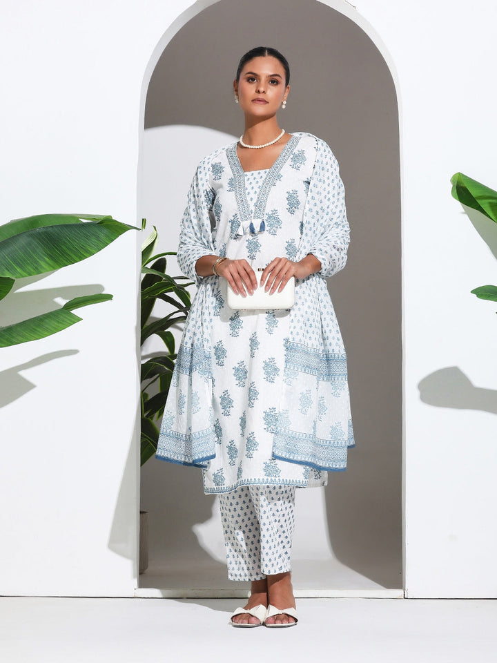 Printed Cotton Blend Kurta With Pant &amp; Dupatta
