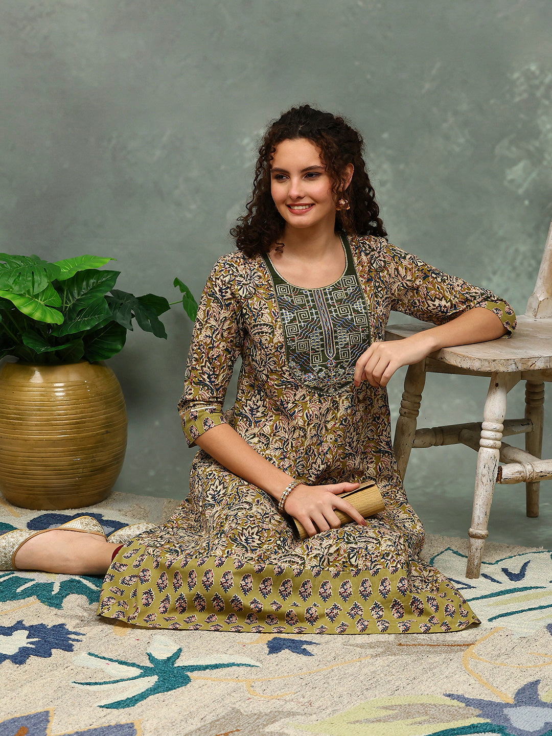 Yoke Embroidered Cotton Blend Kurta