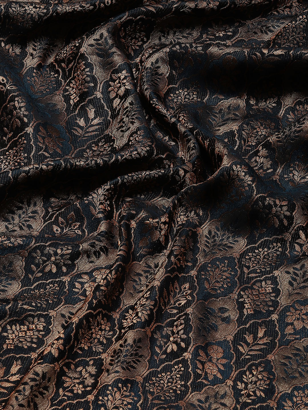 Zari Jaal Woven Crepe Saree