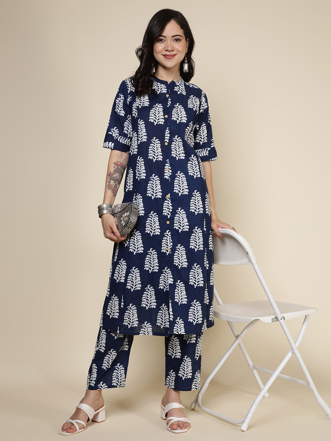 Printed Cotton Blend Kurta With Pants