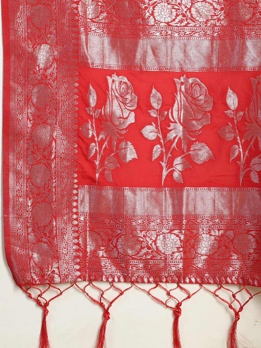 Zaari Jaal Crepe Saree