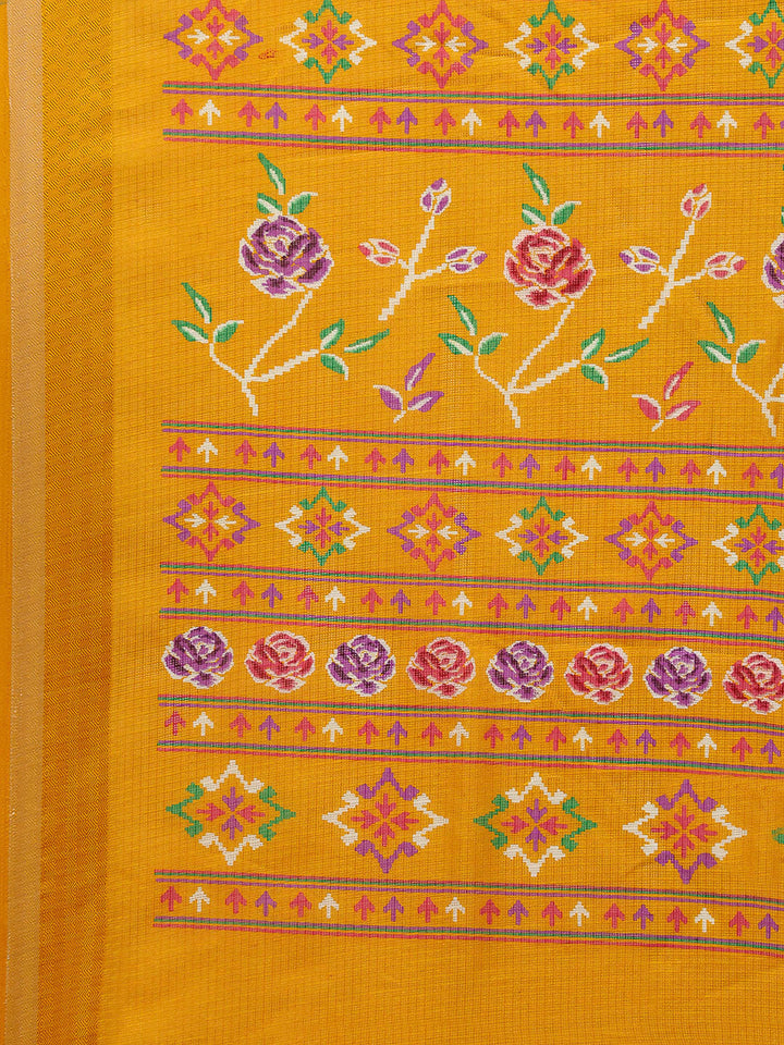Floral Printed Cotton Blend Saree