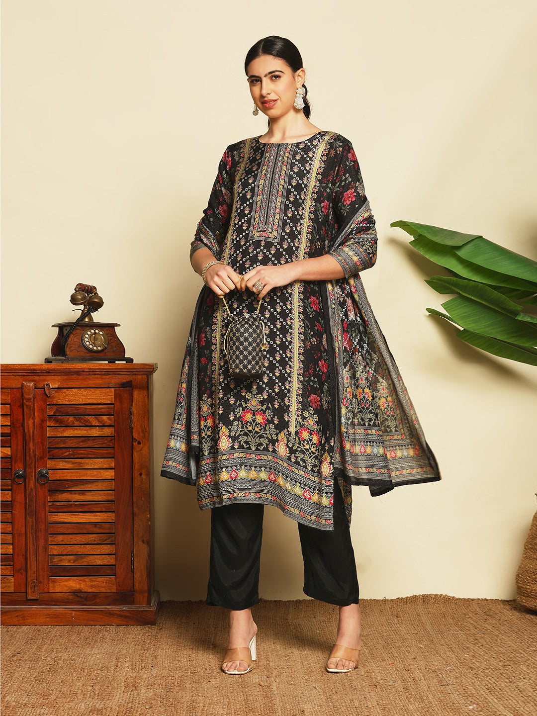 Printed Muslin Suit With Pant &amp; Dupatta