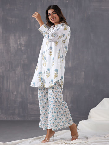 Floral Printed Cotton Blend  Kurta With Pants