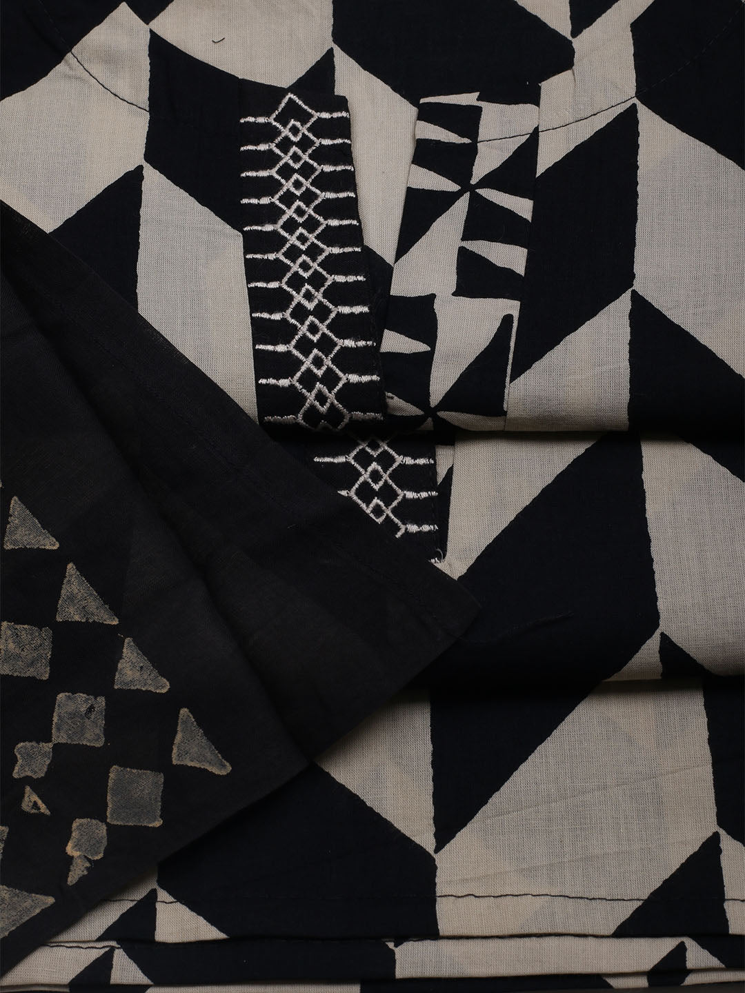 Embroidered Cotton Blend Unstitched Suit With Dupatta