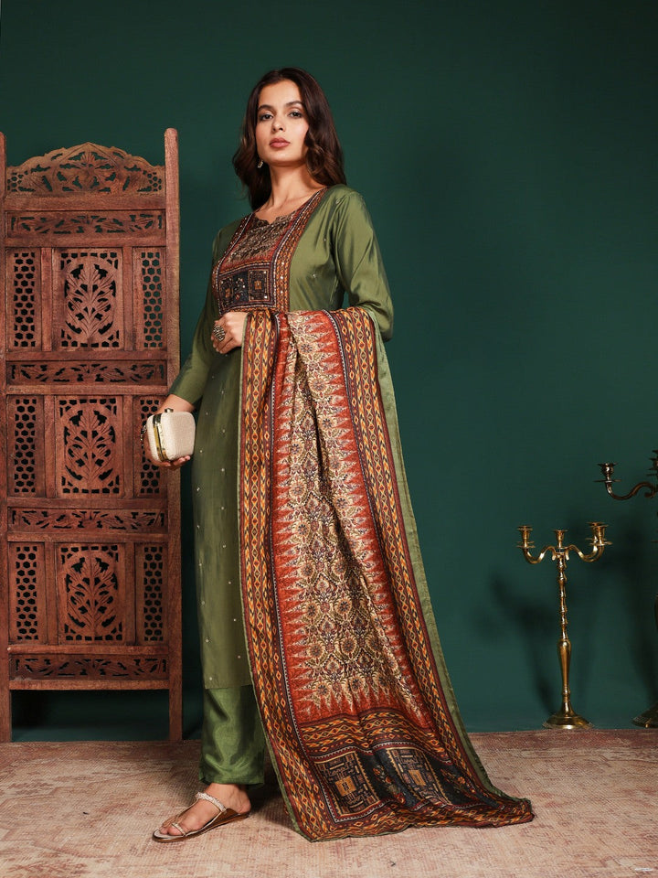 Floral Printed Cotton Blend Kurta With Pant &amp; Dupatta