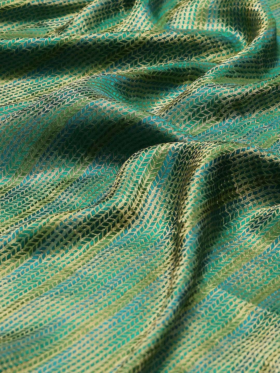 Zari Jaal Georgette Woven Saree