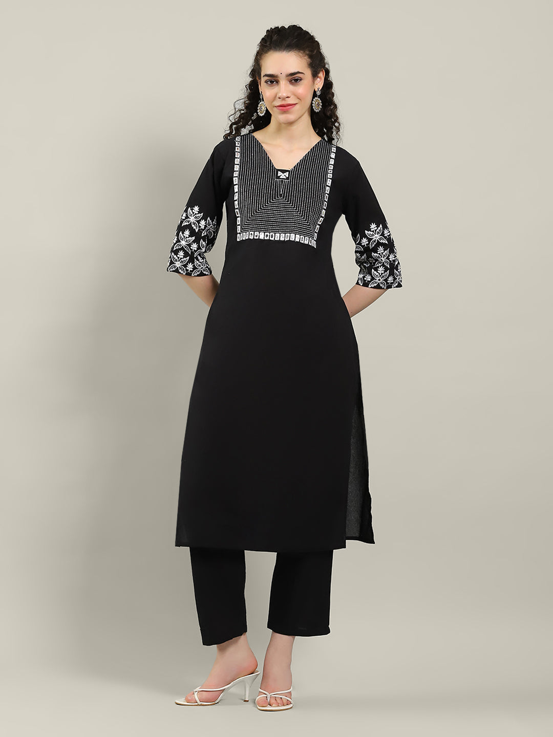 Printed Cotton Blend Kurta With Pants