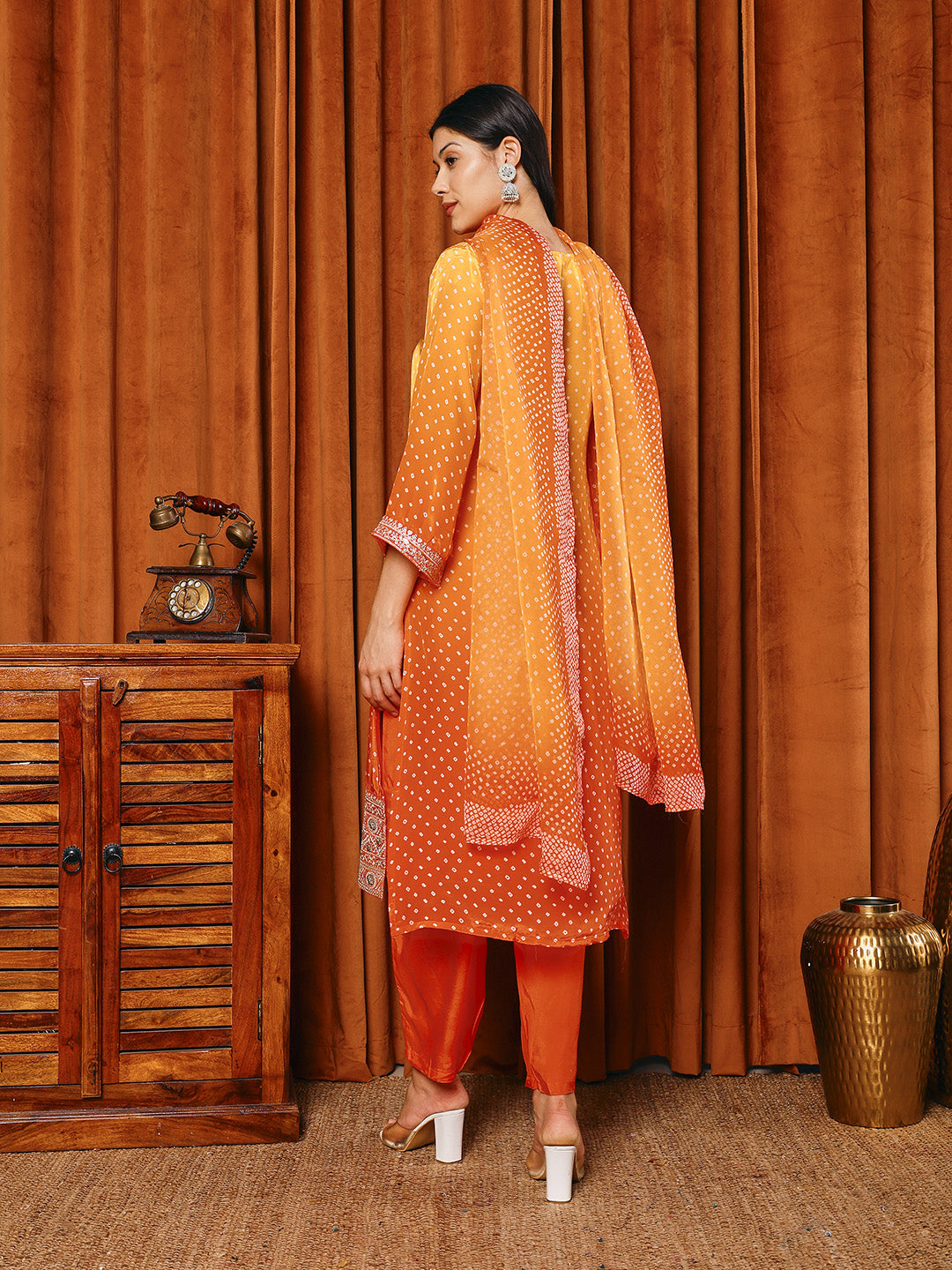 Bandhani Printed Crepe Kurta With Pants & Dupatta