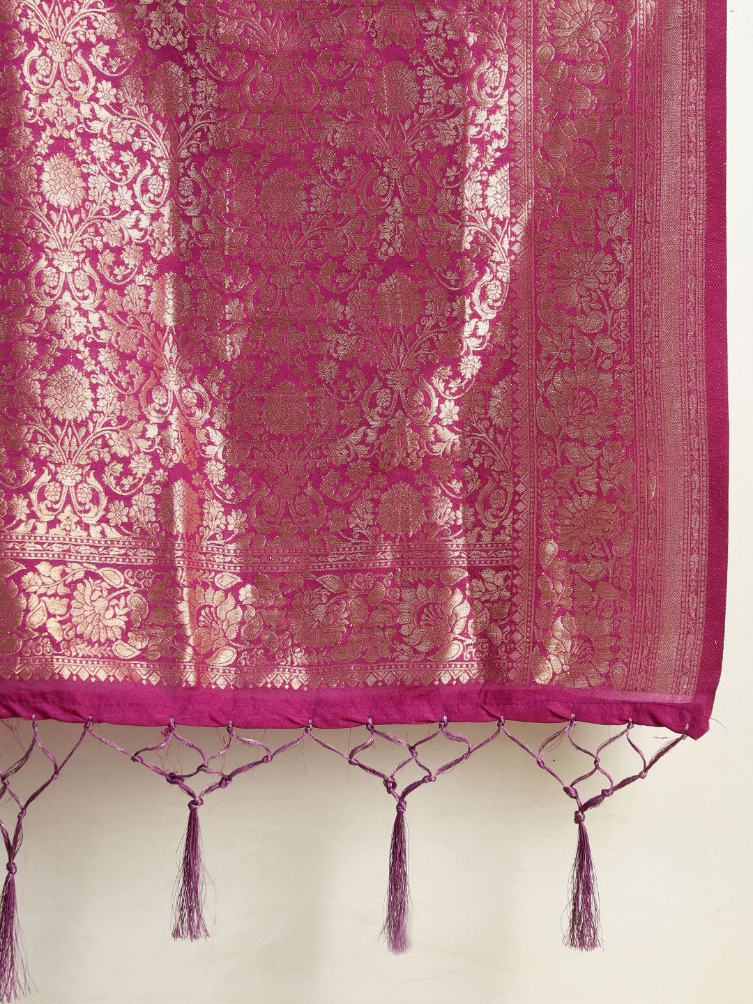 Zaari Jaal Crepe Saree