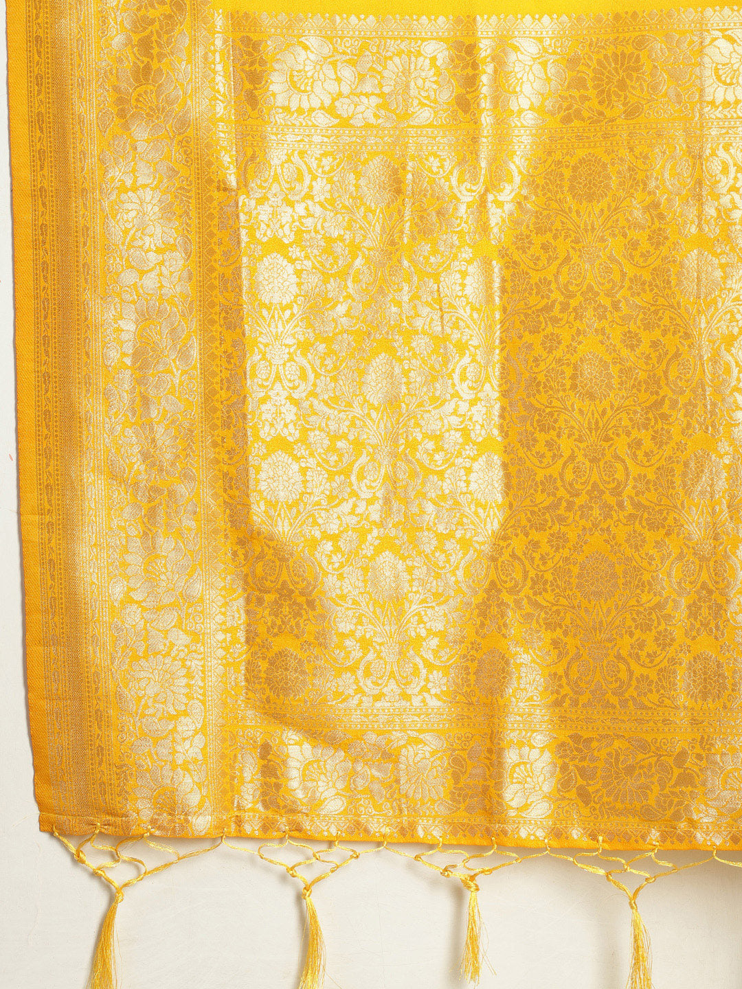 Zaari Jaal Crepe Saree