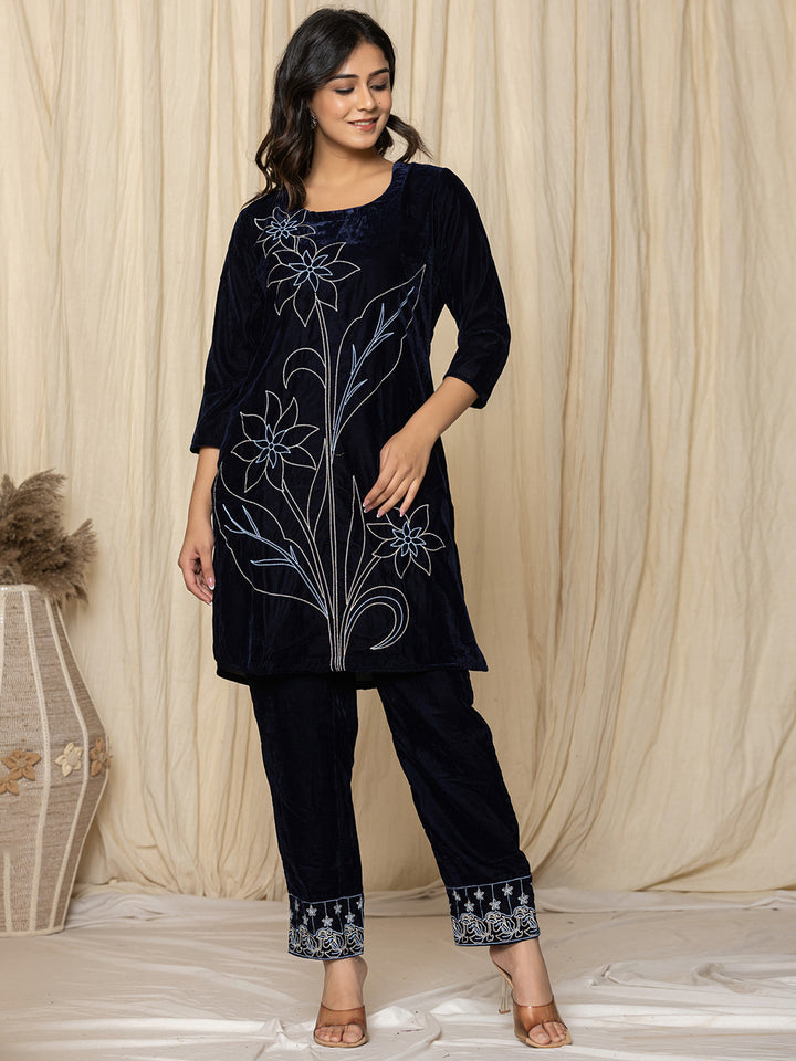 Navy Blue Velvet Floral Embroidered Kurta with Straight Pants