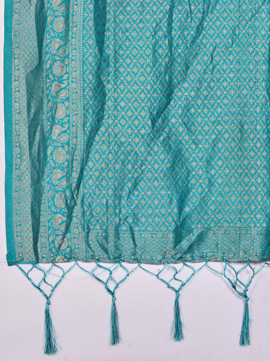 Zaari Jaal Crepe Saree
