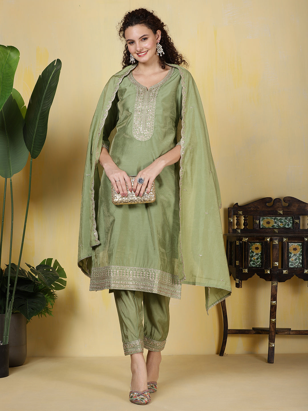 Neck Zari Embroidered Chanderi Kurta With Pants &amp; Dupatta