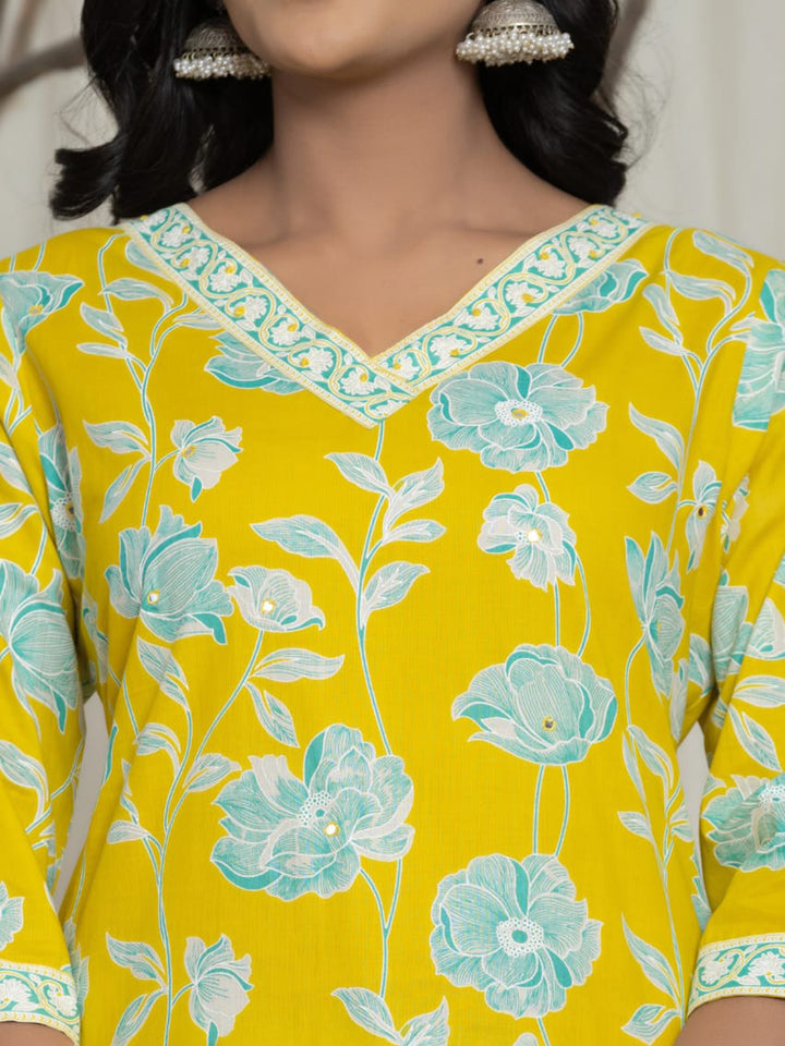 Yellow Embroidered Cotton Blend Straight Suit Set With Dupatta