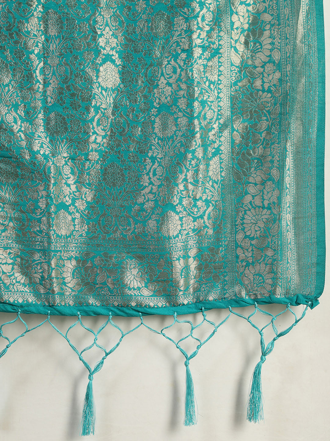 Zaari Jaal Crepe Saree