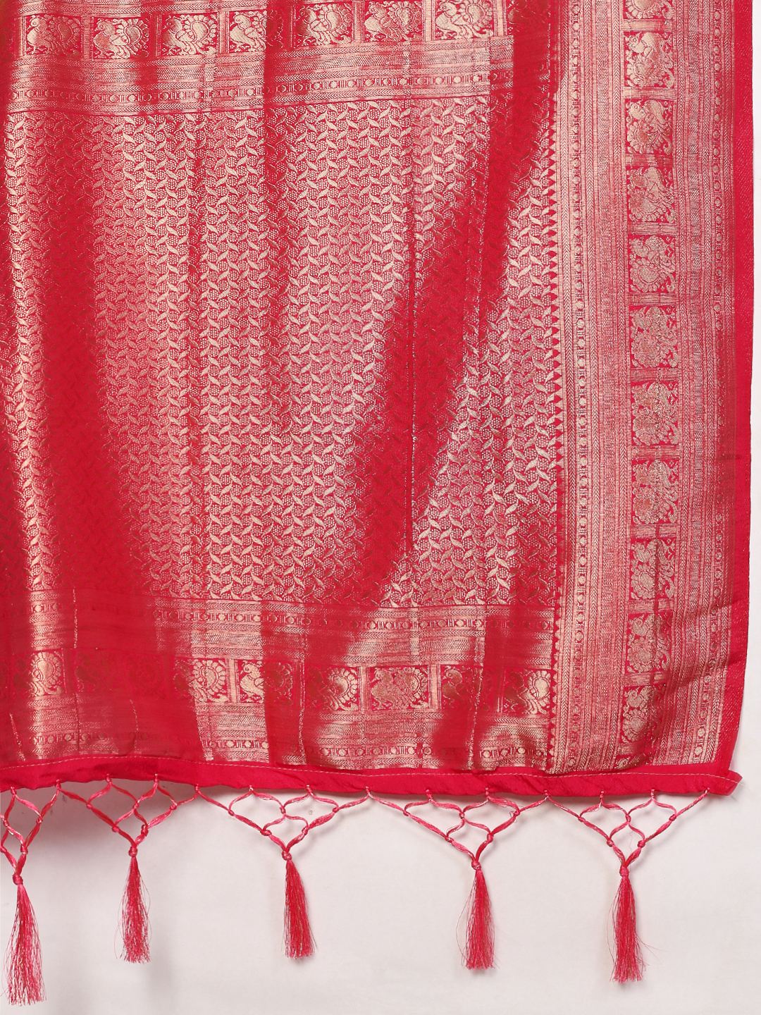 Plain Crepe Saree