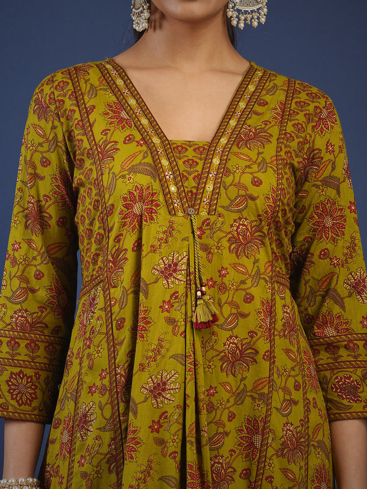 Mehndi Cotton Blend Printed Straight Suit Set