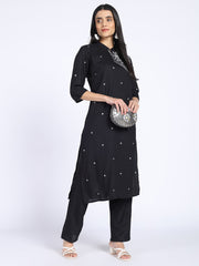 Resham Embroidery Cotton Blend Kurta With Pants