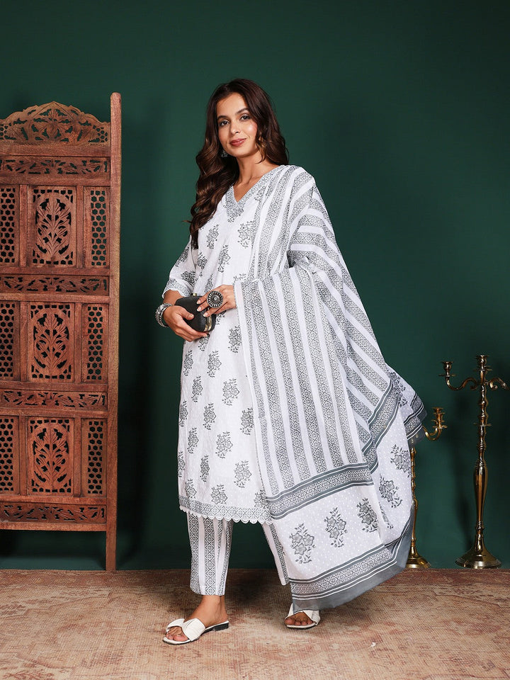Printed Cotton Blend Kurta With Pant &amp; Dupatta