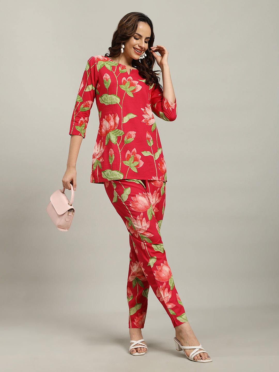 Printed Cotton Blend Kurta With Pants