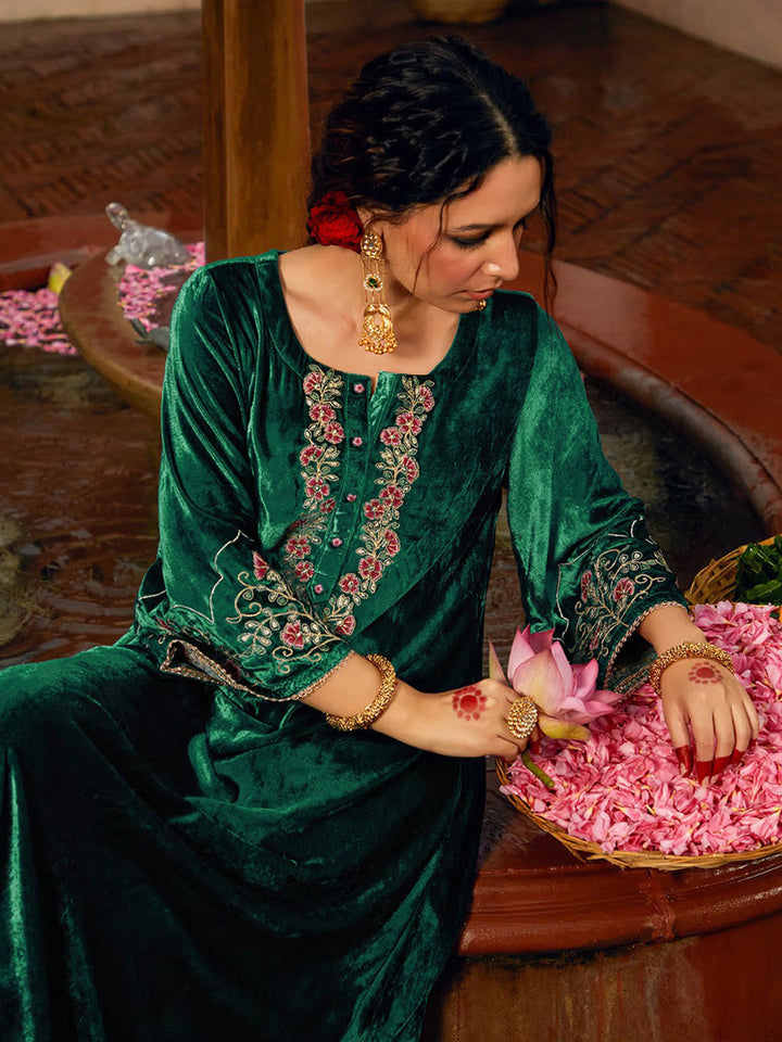 Embroidered Velvet Kurta With Pant &amp; Dupatta