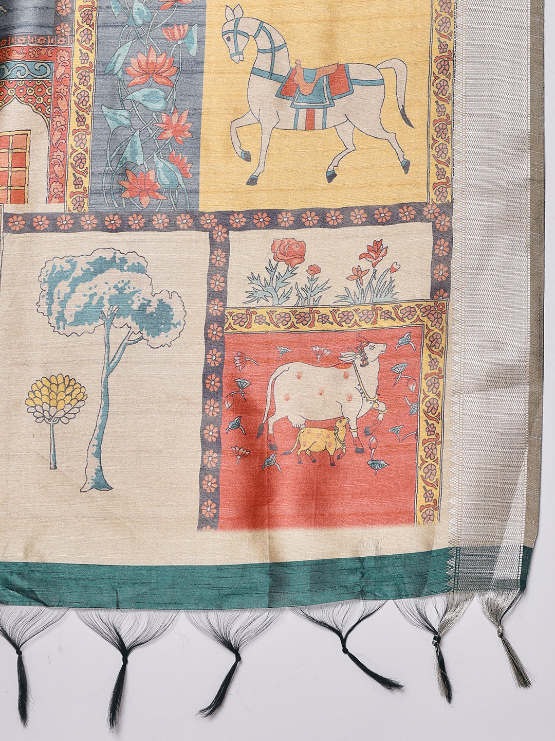 Plain Art slik Saree
