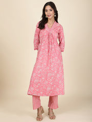 Floral Printed Cotton Kurta With Pants