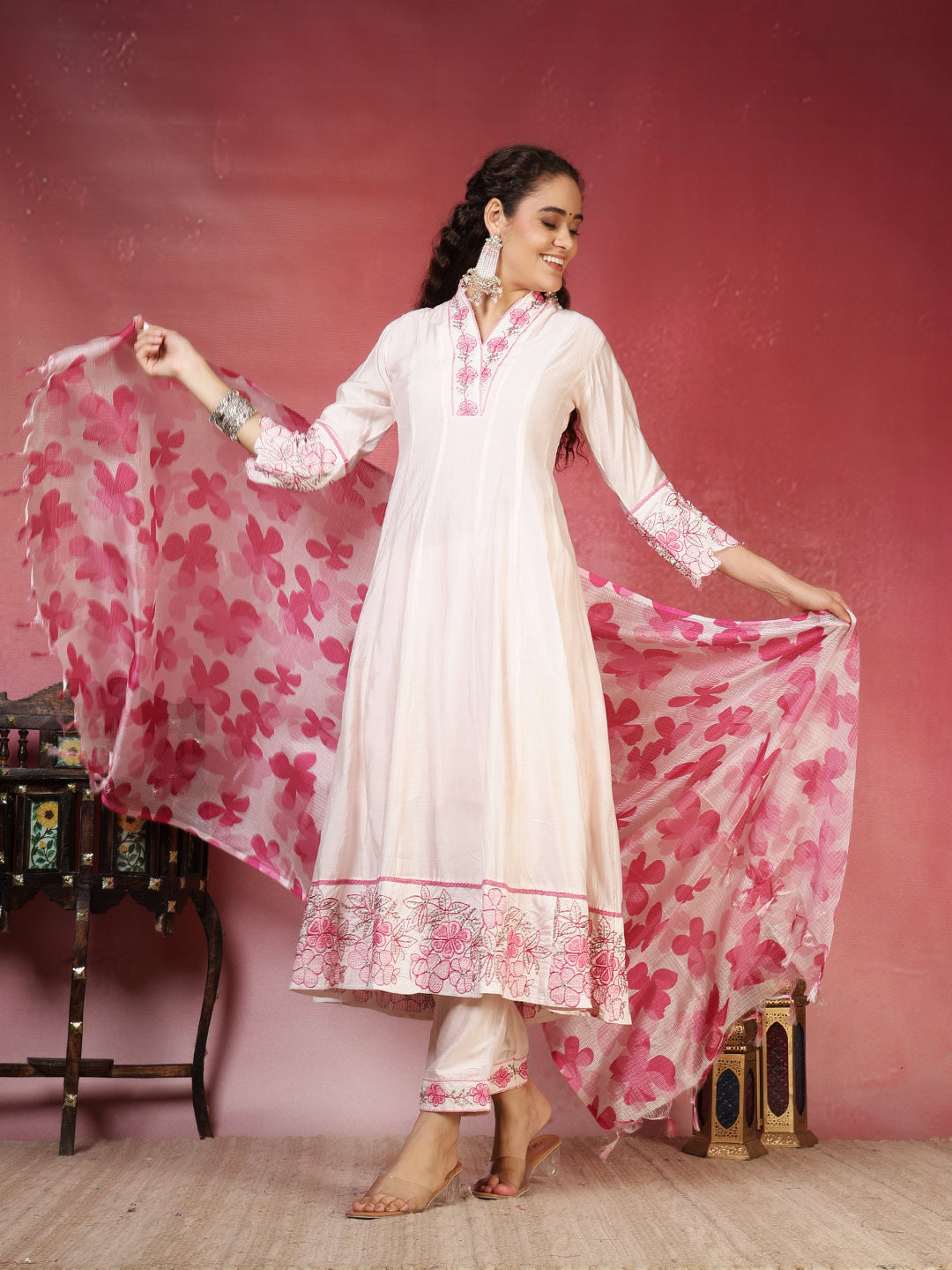 Embroidered Chanderi Kurta With Pant & Dupatta