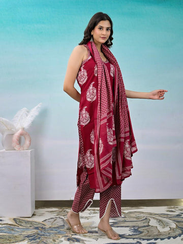 Printed Cotton Kurta With Pants & Dupatta