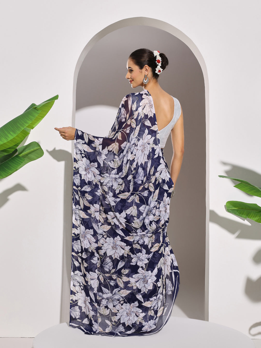 Floral Printed Georgette Saree