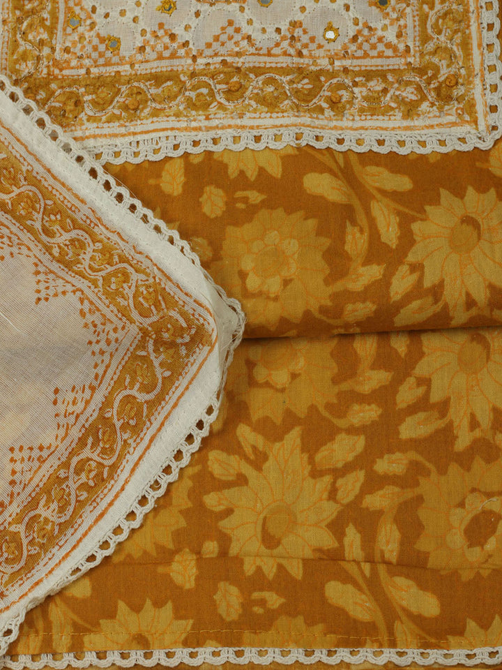 Printed Cotton Unstitched Suits Printed Suit With Pant &amp; Dupatta