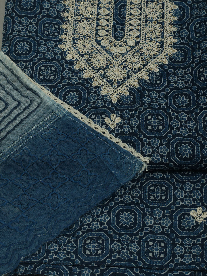 Printed Cotton Unstitched Suits Printed Suit With Pant &amp; Dupatta
