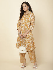 Floral Printed Cotton Kurta With Pants