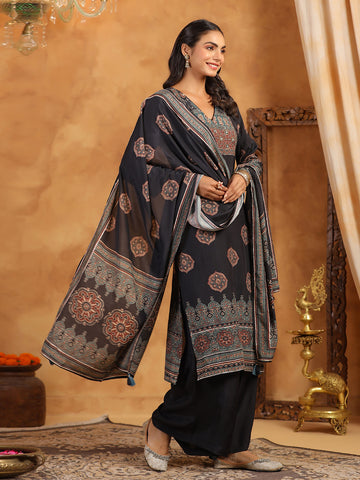 Printed Muslin Kurta With Pants & Dupatta