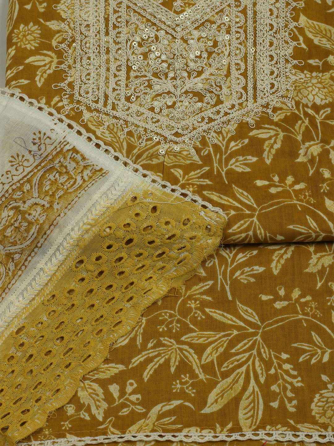 Printed Cotton Unstitched Suits Printed Suit With Pant &amp; Dupatta