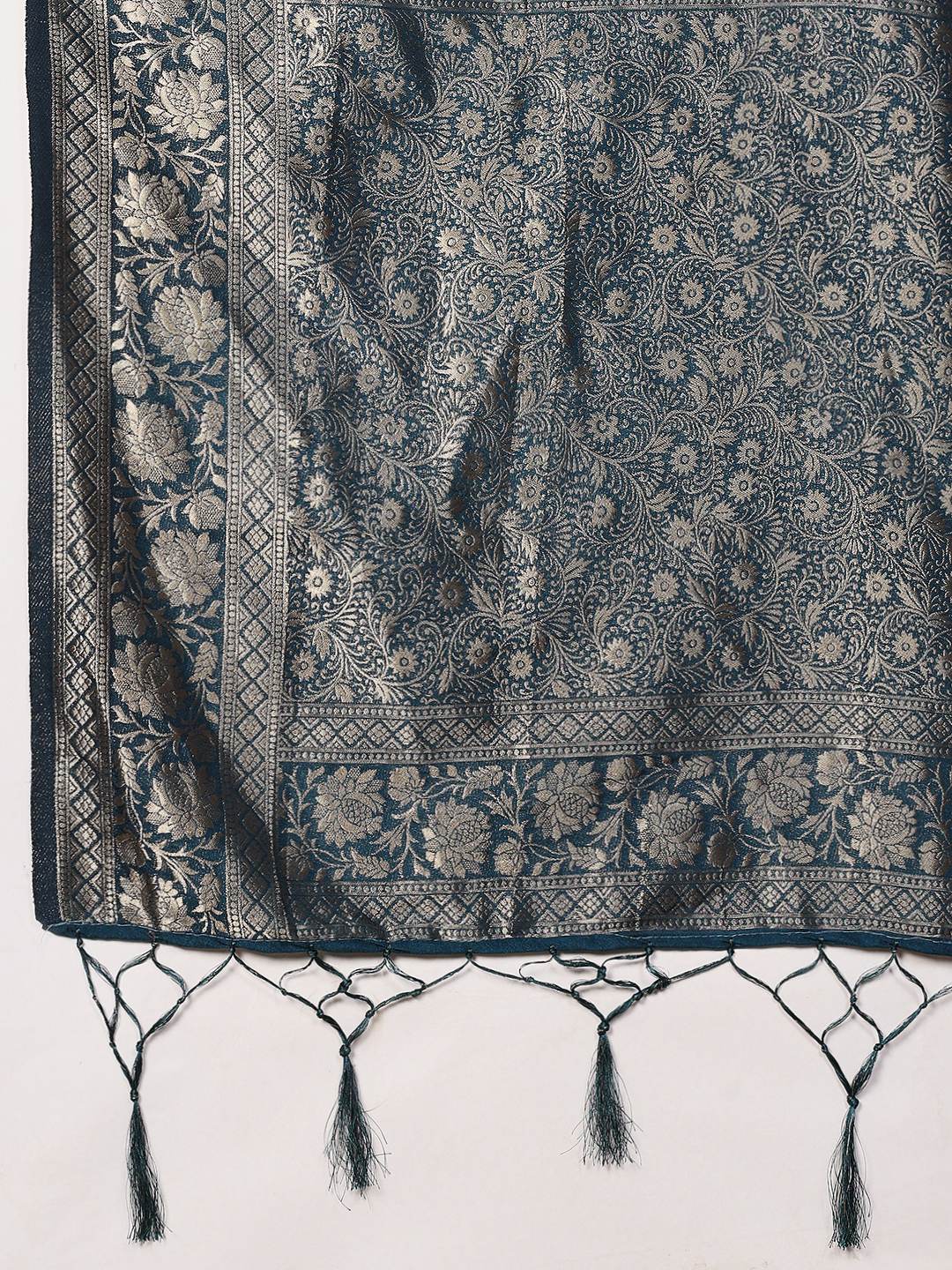 Plain Crepe Saree