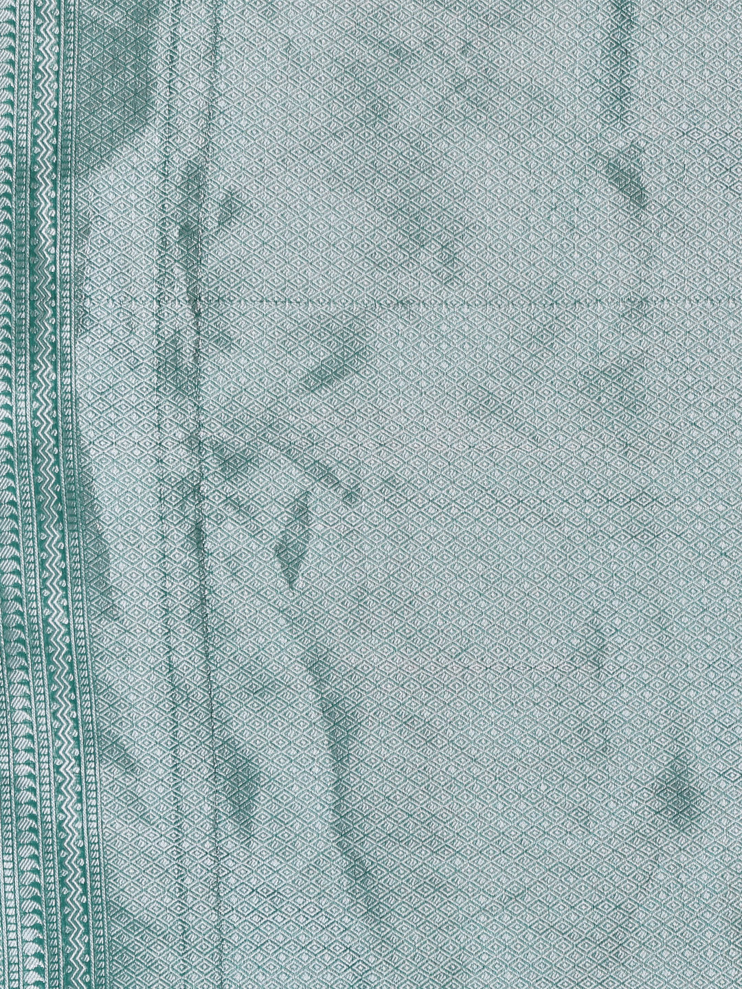 Zaari Jaal Crepe Saree