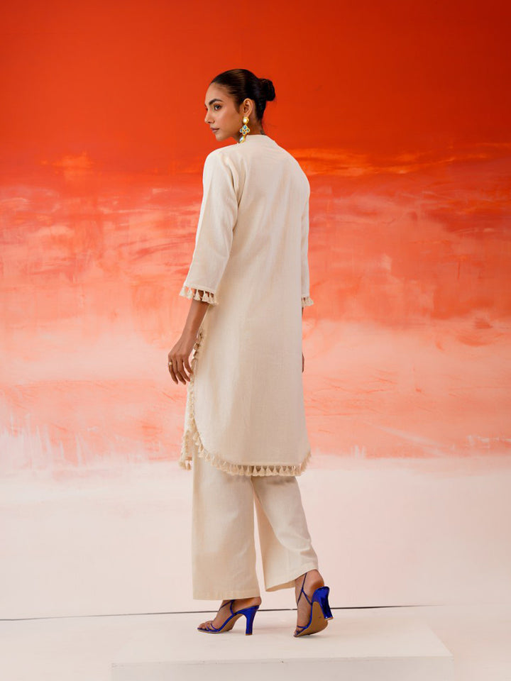 Cream Cotton Blend Printed Straight Kurta With Pant