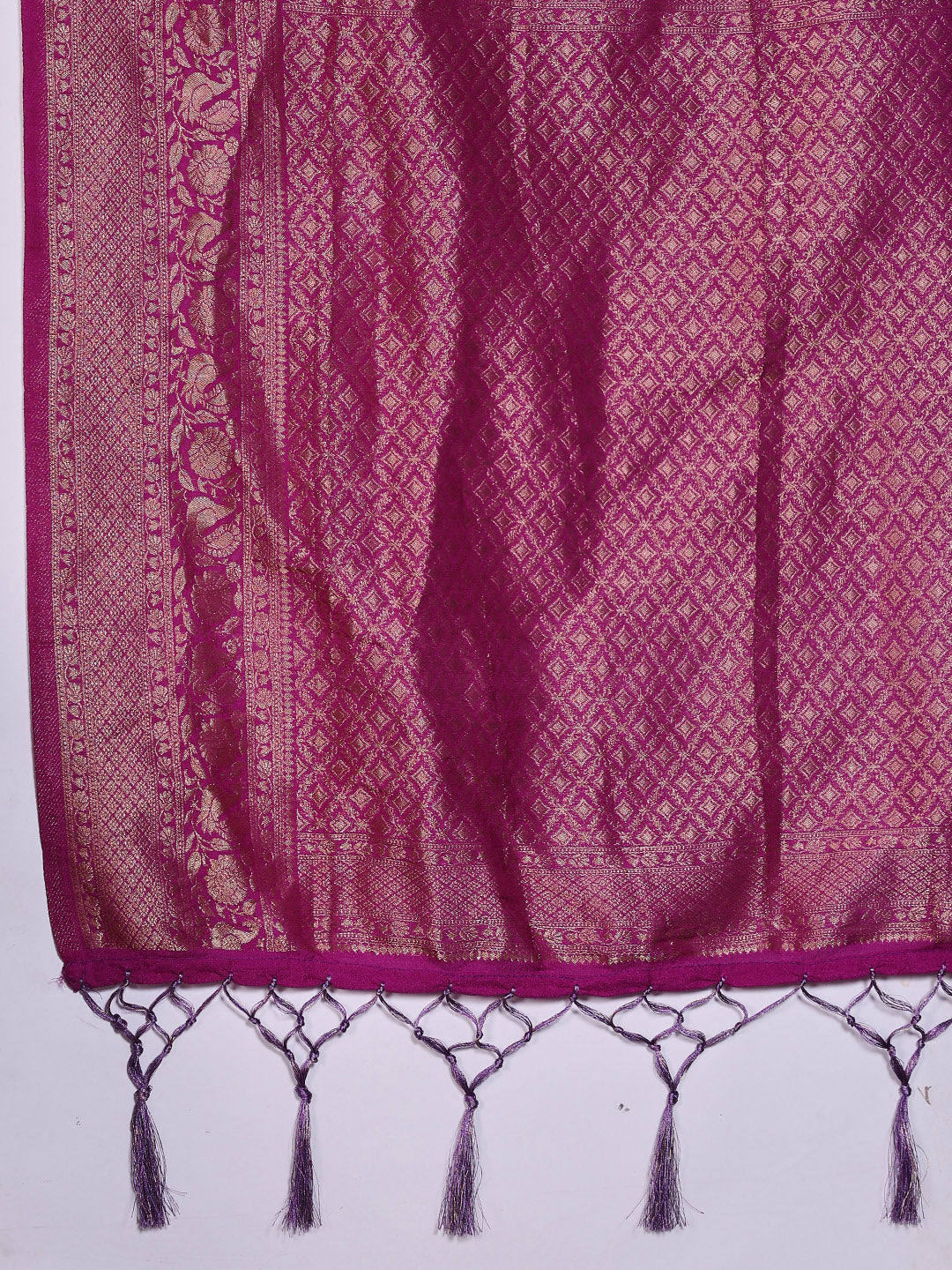 Zaari Jaal Crepe Saree