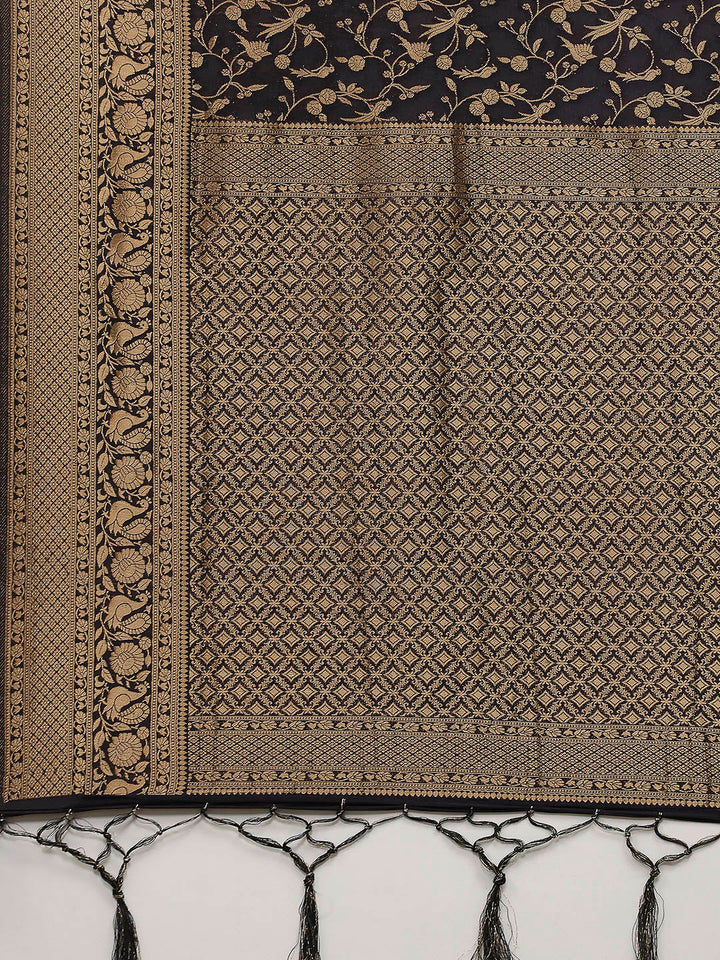 Zaari Jaal Crepe Saree