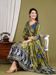 Printed Chanderi Kurta With Pants & Dupatta