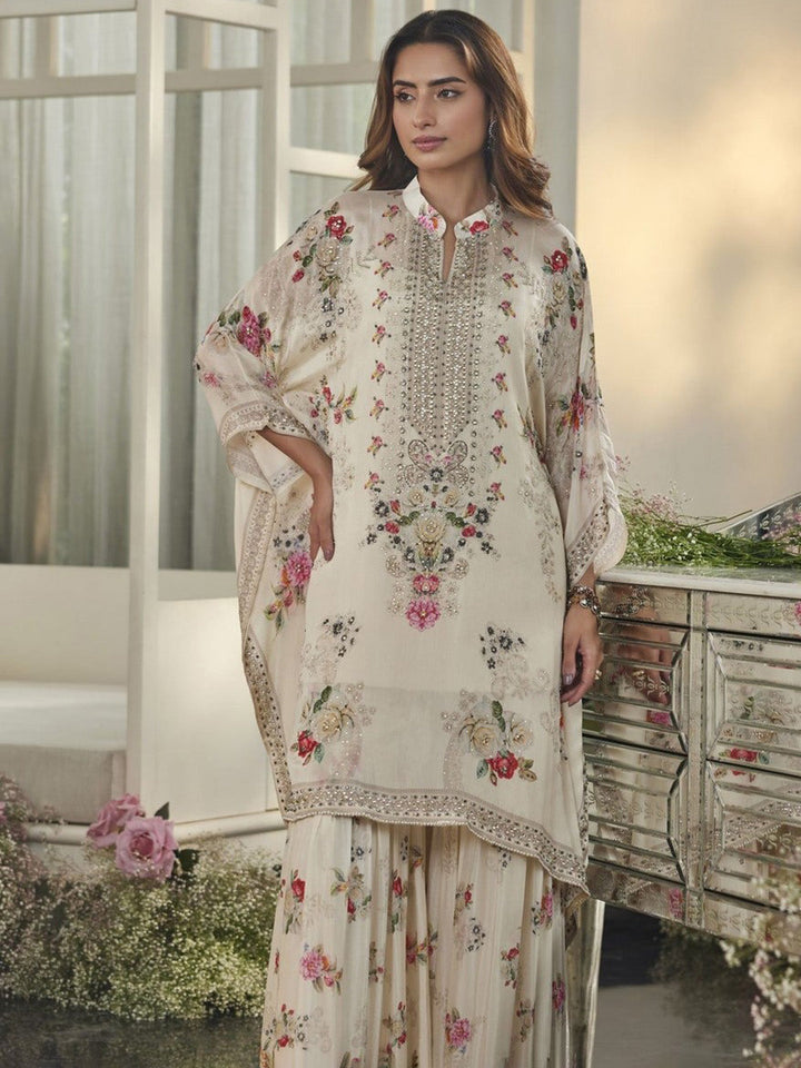 Embellished Silk Blend Kaftaan With Sharara